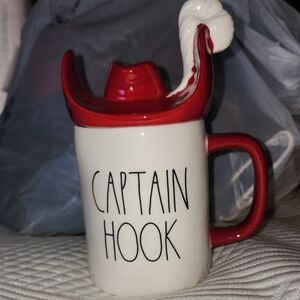 NWOT Rae Dunn Disney Captain Hook Mug